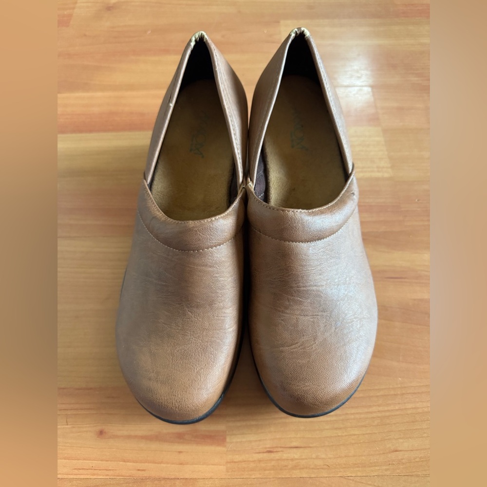 Elegant Brown Leather Mules for Women